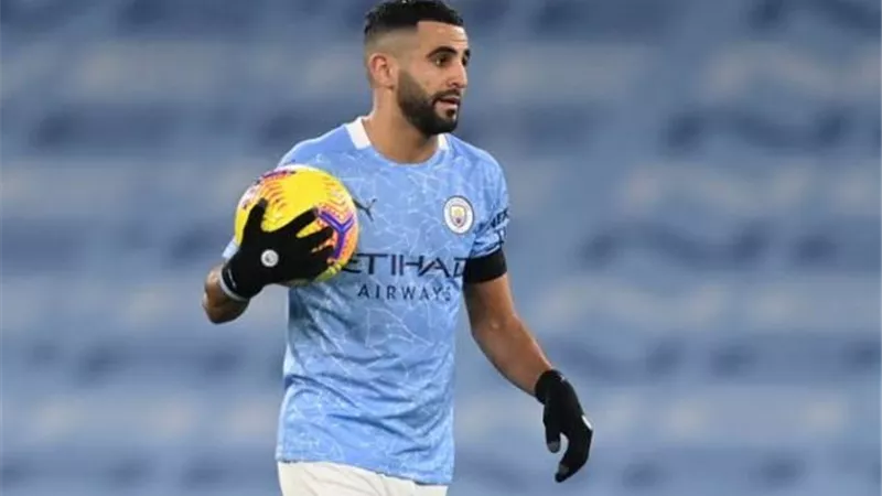 محرز يقود تشكيل مانشستر سيتي المتوقع أمام إيفرتون