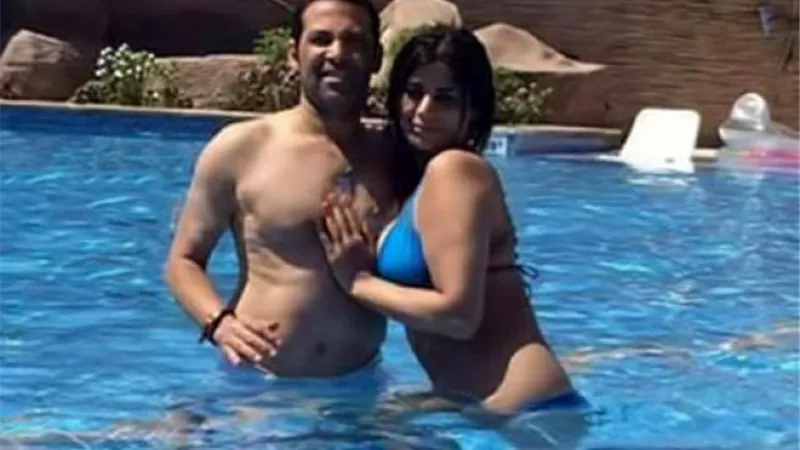 سعد الصغير عن بنائه مسجداً من الغناء والراقصات: ربنا راضي عني (فيديو)