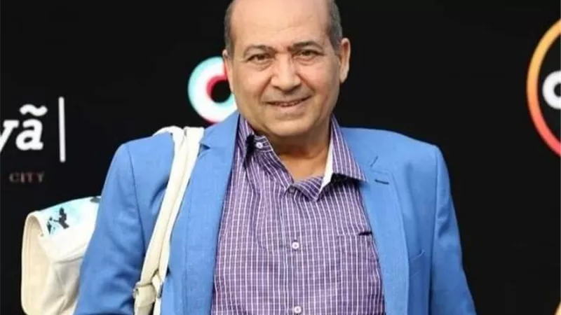 إصابة الناقد السينمائي طارق الشناوي بفيروس كورونا