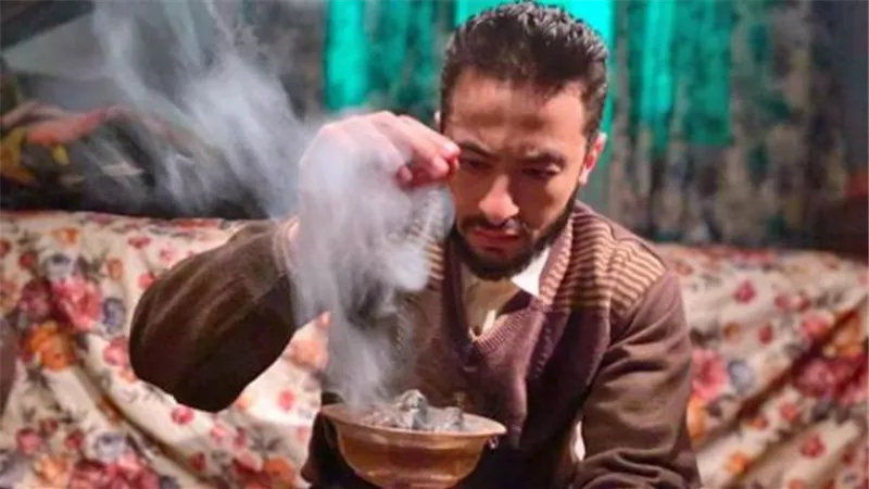 حمادة هلال يشوق الجمهور لمسلسل ”المداح” لعرضه في رمضان