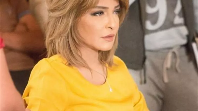 علا غانم تفاجئ جمهورها بإطلالة مختلفة تظهر تغير ملامحها وزيادة وزنها بعد غياب عام