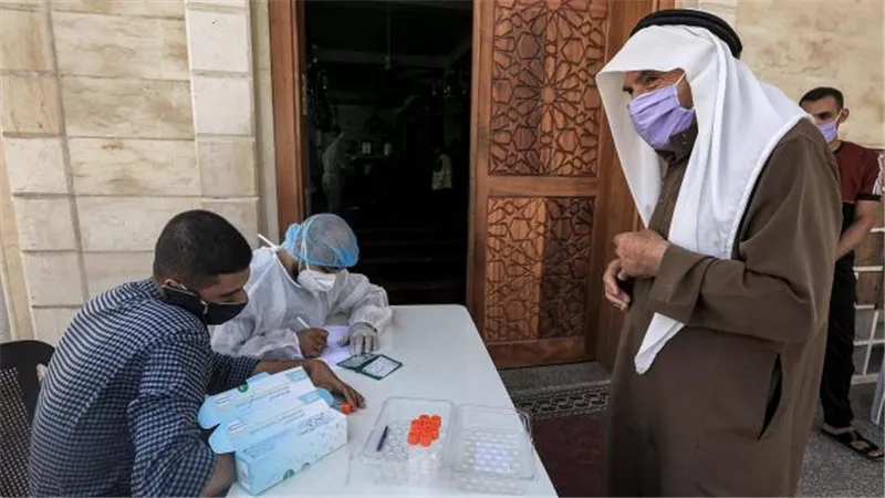 فلسطين تتسلم 125 ألف جرعة من لقاح كورونا خلال أيام