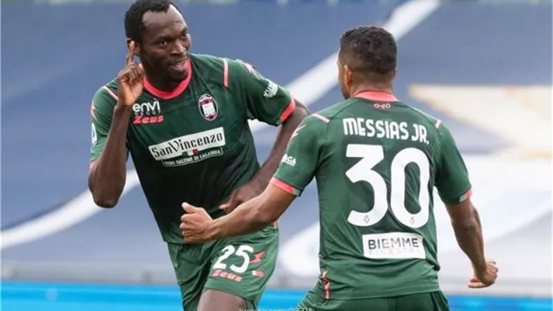 نجل سيمي لاعب كروتوني يحصل على المواطنة الفخرية إثر تعرضه لإساءات عنصرية