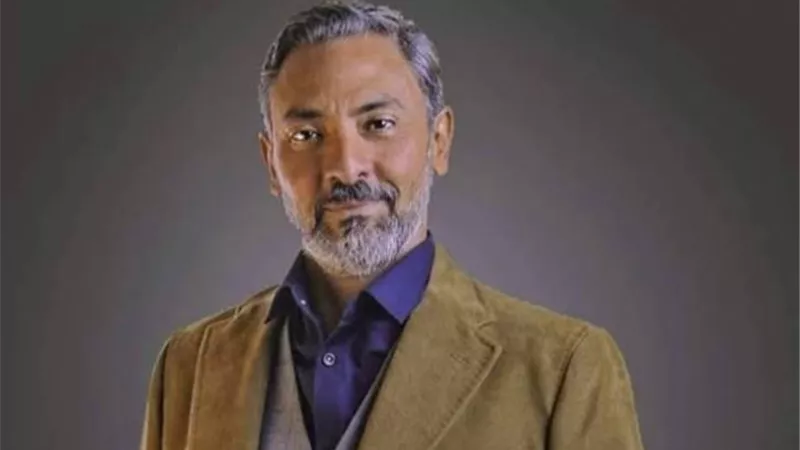 فتحي عبد الوهاب ينتهي من تصوير مشاهده في حكاية ”طبق الأصل”