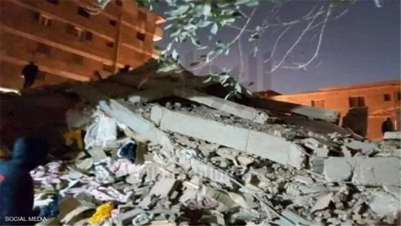 الحماية المدنية تواصل جهودها للبحث عن مفقودين أسفل عقار جسر السويس المنهار