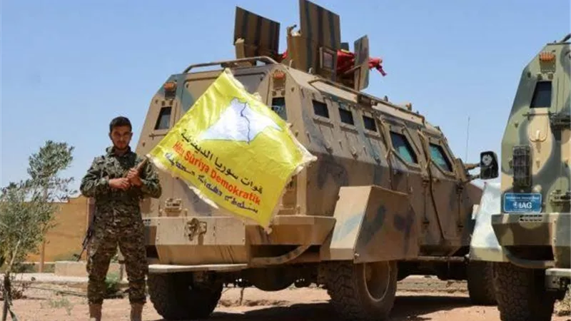 قوات سوريا الديمقراطية تلاحق فلول داعش في الهول
