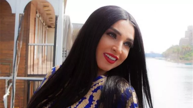 فيديو.. وصلة رقص لـ روجينا على مهرجان ”أنتي معلمة”