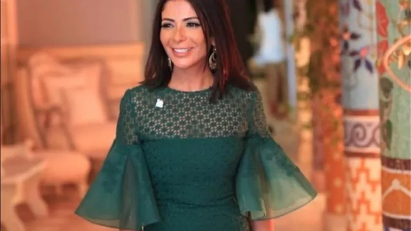منى زكي تنتهي من تصوير ”لعبة نيوتن” في هذا الموعد