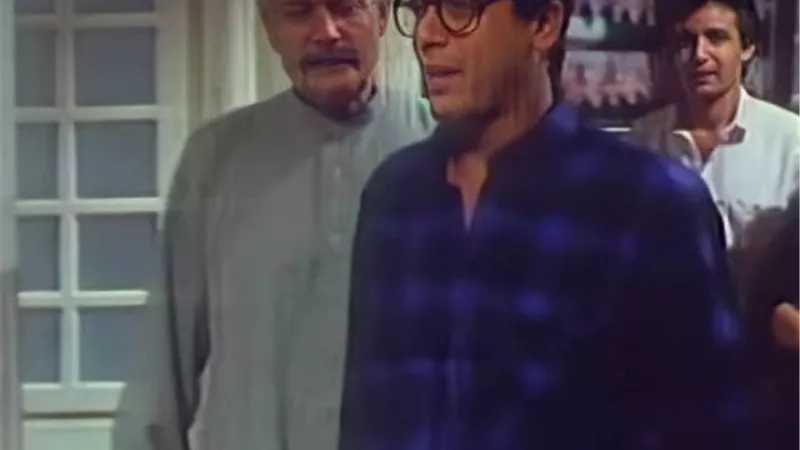 من ألبوم الذكريات.. شريف منير مع شكري سرحان وكريمة مختار  في كواليس ”لن أعيش في حلمك”