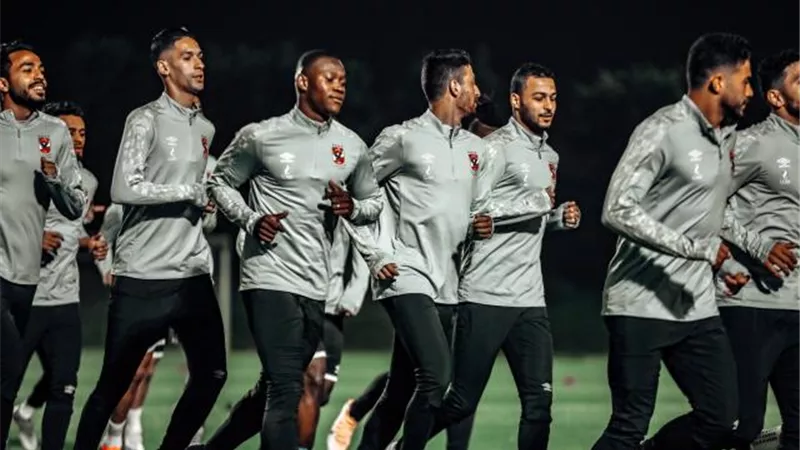 الأهلي يختتم تدريباته بالقاهرة قبل السفر لمواجهة المريخ السوداني