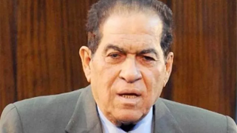 وزير المالية ناعيا الجنزورى .. مصر فقدت رجل دولة من طراز فريد