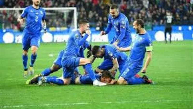 التعادل السلبي يحسم الشوط الأول من لقاء ليتوانيا ضد إيطاليا بتصفيات كأس العالم