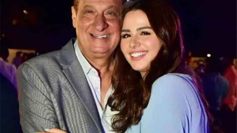 هنادي مهنا تطلب الدعاء لوالدها بعد تدهور حالته الصحية بسبب إصابته بكورونا
