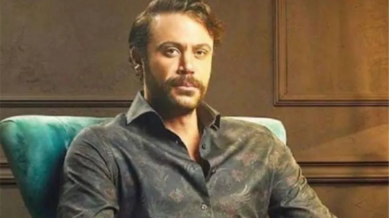 محمد إمام يتعرض لإصابة قوية فى كواليس ”النمر”
