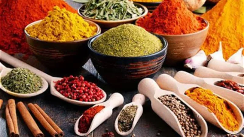 نوع مهمل من التوابل يخفف الإمساك.. تعرفي عليه