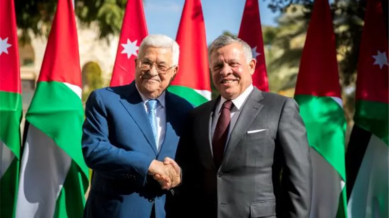 رسالة عاجلة من الرئيس الفلسطيني لـ ملك الأردن