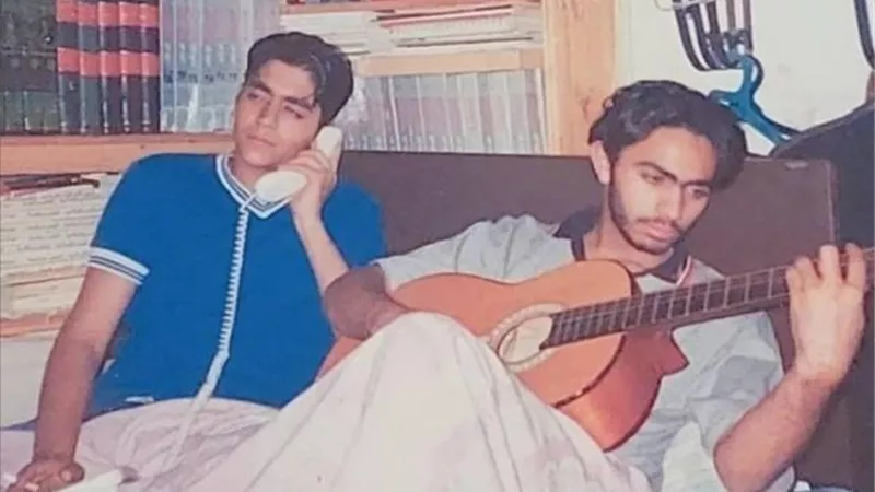 ”أيام الكحرتة”.. أحمد فلوكس يستعيد ذكرياته مع تامر حسني بصور قديمة تصدم الجمهور