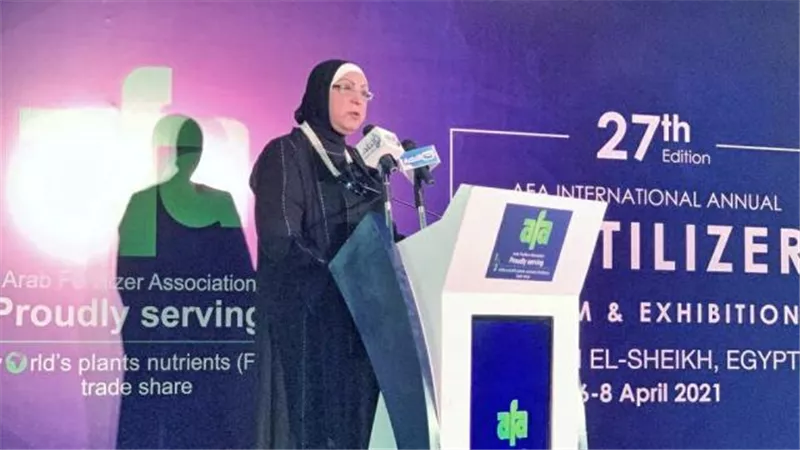نيفين جامع: مصر ضمن أكبر 10 أسواق رئيسية موردة للأسمدة على المستوى العالمى