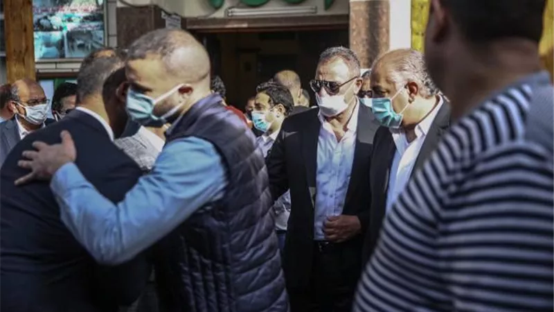 الخطيب يشارك في تشييع جثمان المستشار القانوني للنادي