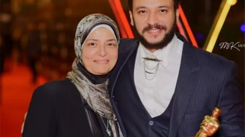 يارب اشفي أمي.. ابن خالد صالح يطلب الدعاء لوالدته بعد تدهور حالتها بسبب كورونا