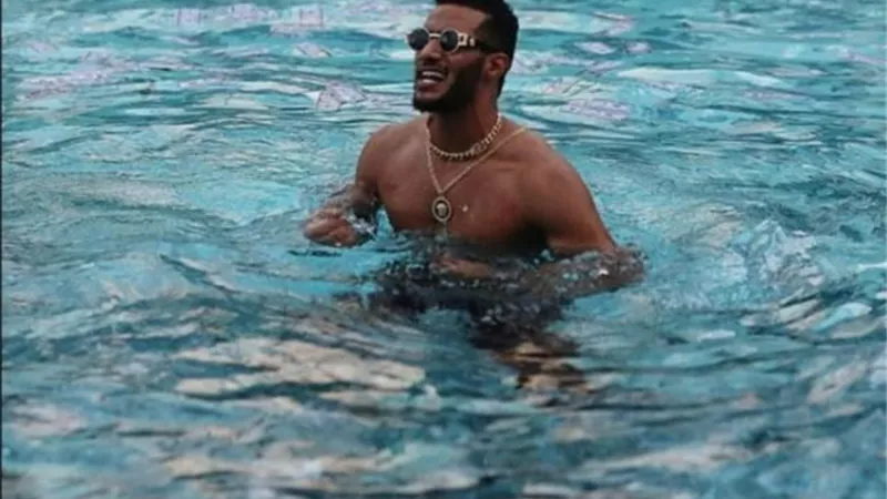 بالصورة.. محمد رمضان يحتفل بـ ١٧ مليون متابع على ”انستجرام”