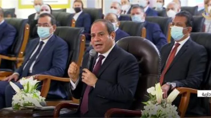 رقم صادم.. الرئيس السيسي يعلن تكلفة مجمع الإصدارات المؤمنة