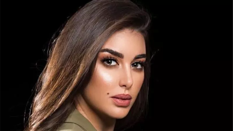 ممثل شهير يعلن حبه لـ ياسمين صبري والأخيرة تحظره من ”إنستجرام”