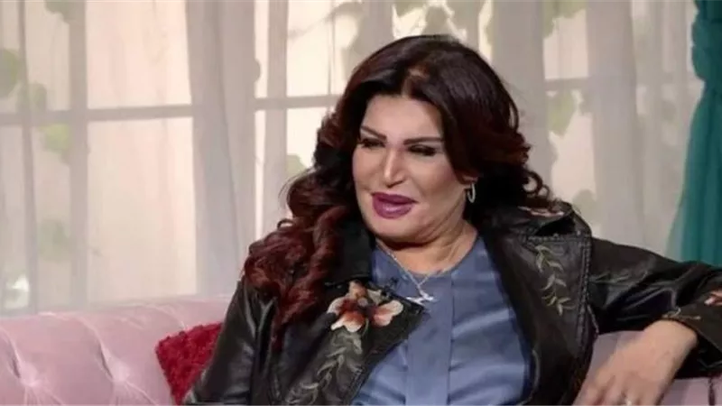نجوى فؤاد :زوجي خاني مع صديقتي ورقصت في زفافهما وكان أصعب موقف في حياتي