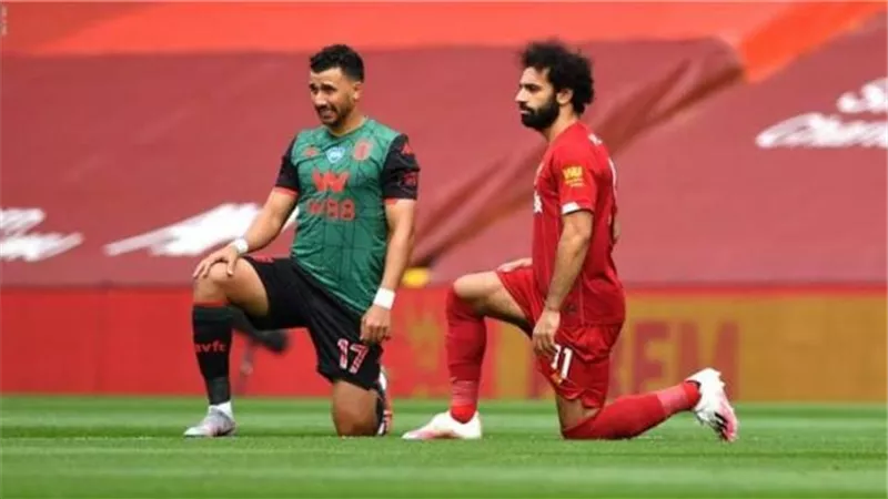 اليوم.. مواجهة بين ليفربول ”صلاح” وأستون فيلا ”تريزيجيه” في الدوري الإنجليزي