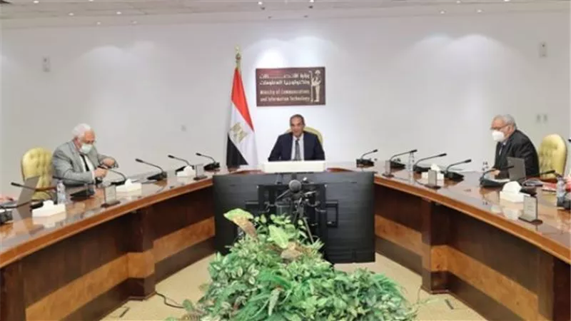 ننشر تفاصيل لقاء وزير الاتصالات بخريجى مبادرة ”منصة إطلاق الشركات الناشئة”