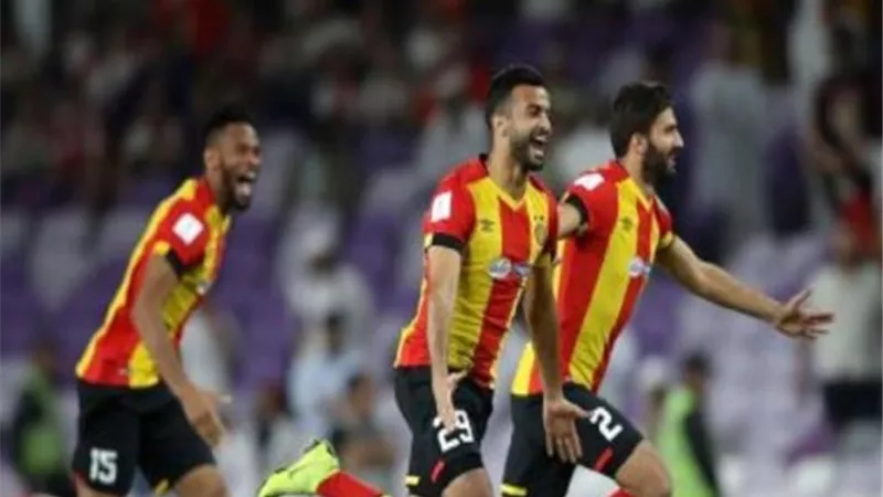 الترجى يتقدم على المولودية بهدف فى الشوط الأول