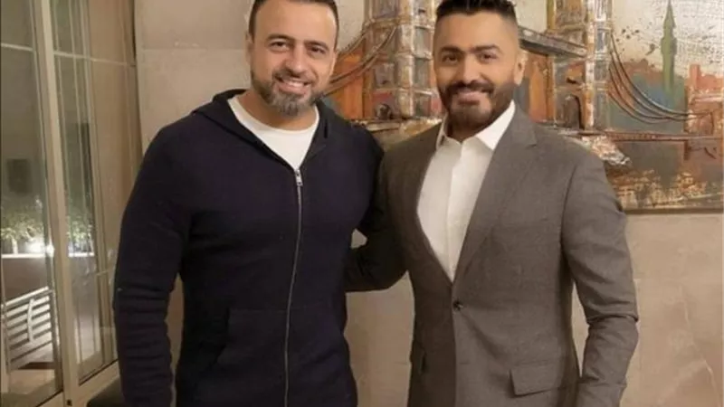 تامر حسني لـ مصطفى حسني: ”أنا وصوتي تحت أمرك يا أملنا الجميل”