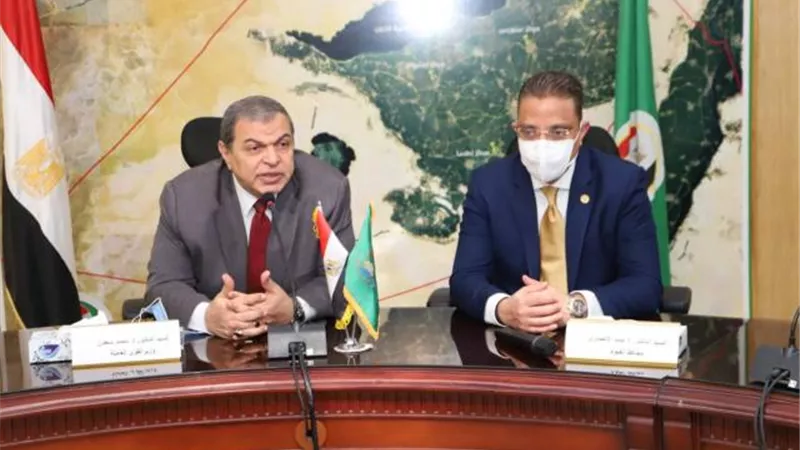 وزير القوى العاملة يزف بشرى سارة للعمالة المصرية العائدة من الخارج