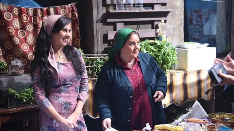 ياسمين رئيس تنشر صورة من كواليس ”ملوك الجدعنة” على صفحاتها الرسمية