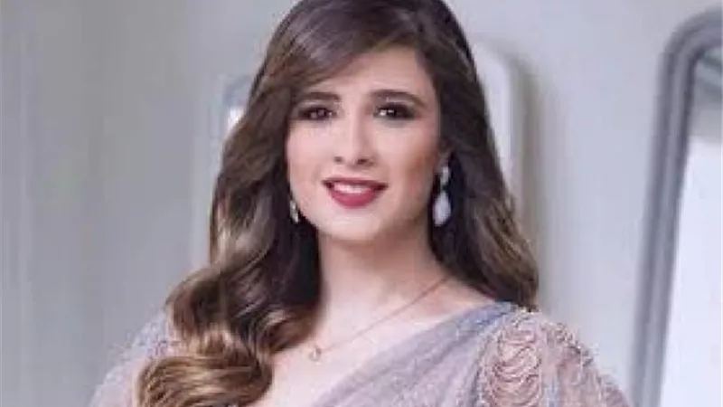 ياسمين عبد العزيز تتصدر محركات البحث بعد واقعة ضربها على يد فنان شهير