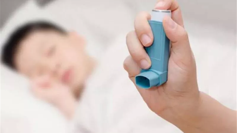 ما حكم أخذ بخاخ التنفس أثناء الصيام؟.. الإفتاء تجيب