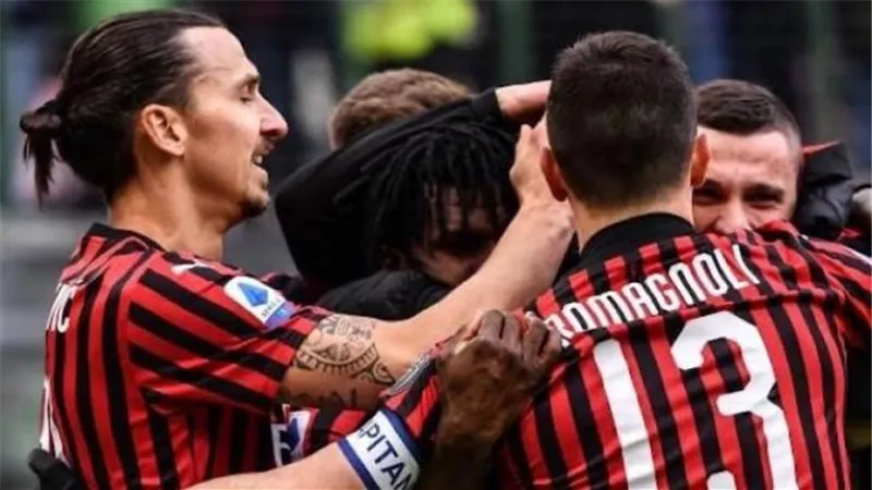النيران الصديقة تنقذ ميلان من كمين جنوه بفوز ثمين في الدوري الإيطالي