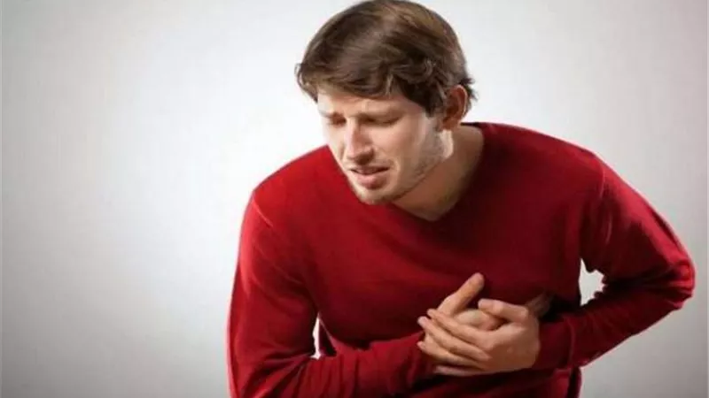 بالخطوات...طرق التخلص من نغزات القلب المفاجئة
