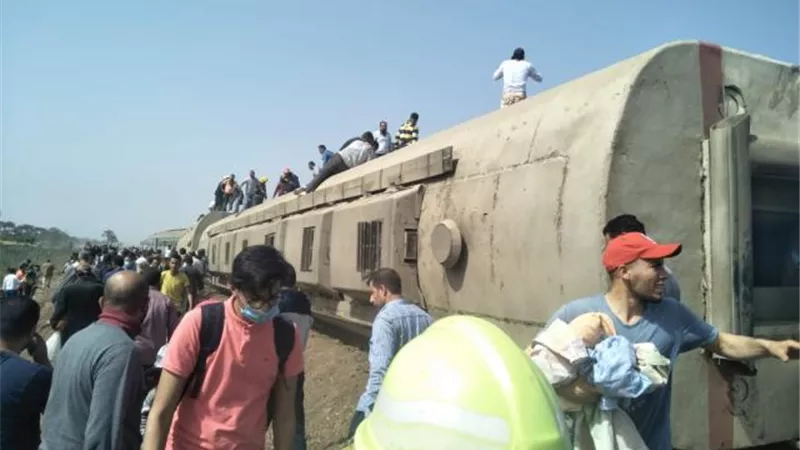أمريكا و بريطانيا يقدمان عن التعازى فى ضحايا حادث قطار طوخ