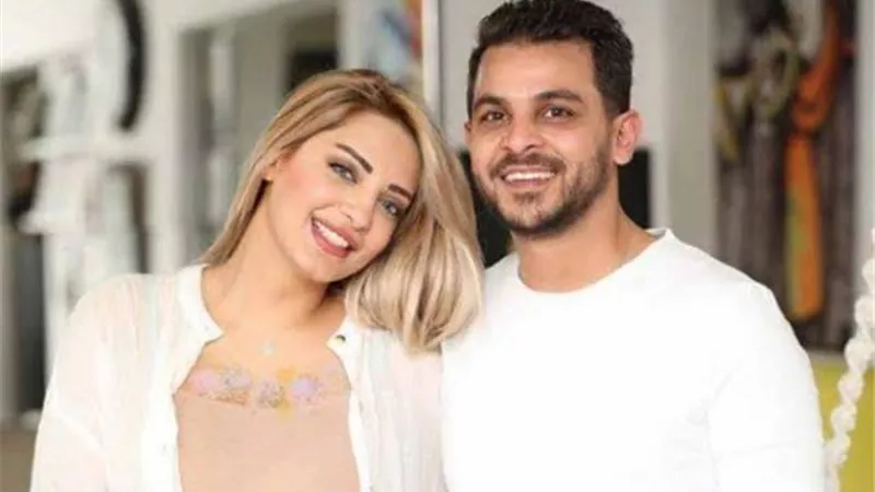 محمد رشاد يفتح النار على مي حلمي: أنا مش خاين وعليها حكم حبس شهر في قضية معرفهاش وبتحب الشو علشان تتشهر