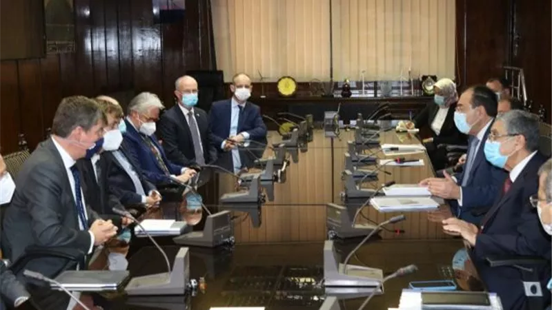 كواليس لقاء وزيري الكهرباء والبترول مع سفير بلجيكا لمناقشة مشروع الهيدروجين الأخضر