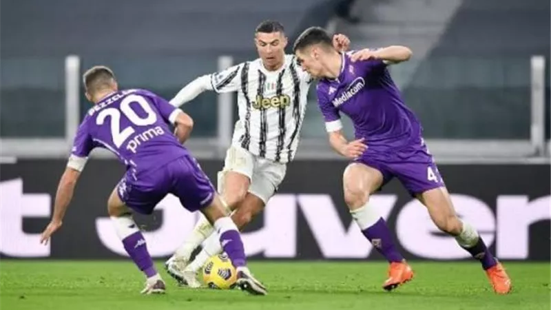 يوفنتوس يسعى للحفاظ على تواجده في المربع الذهبي أمام فيورنتينا بالدوري الإيطالي