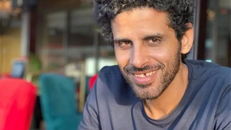 حمدي الميرغني يبدأ تصوير أولى مشاهده في ”زومبي على جنبي” برفقة علي ربيع