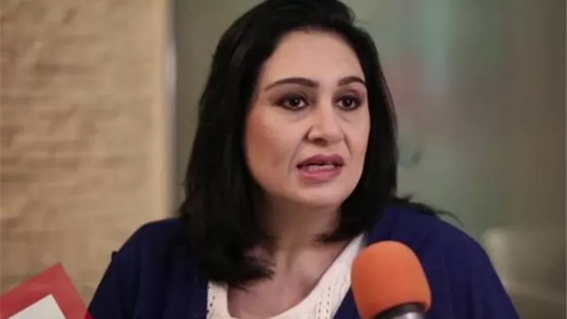 بسبب حلا شيحة.. مريم سعيد تهاجم أشرف زكي :دخول النقابة بالحب وعليك علامات استفهام