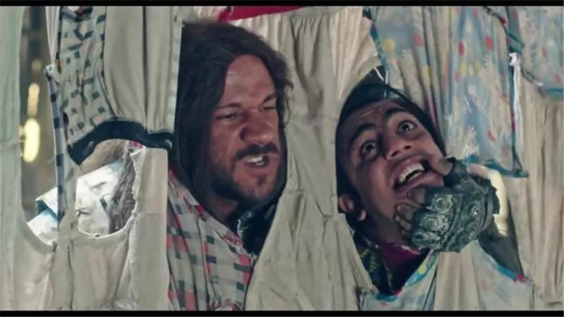أوس أوس يهنىء أحمد مكي بمناسبة عيد ميلاده