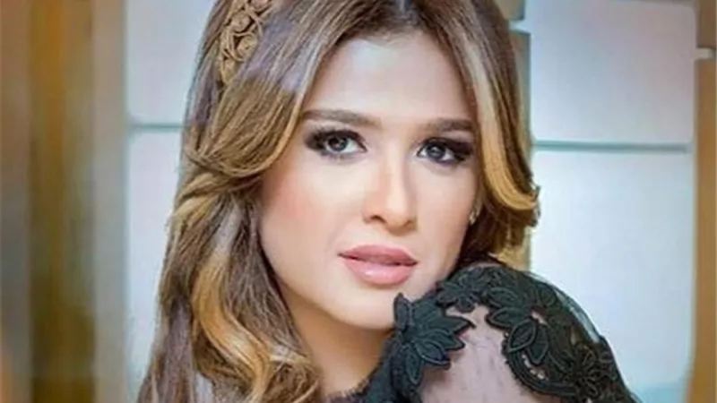 حالتها خطيرة.. شقيق ياسمين عبدالعزيز يطلب الدعاء من الجمهور