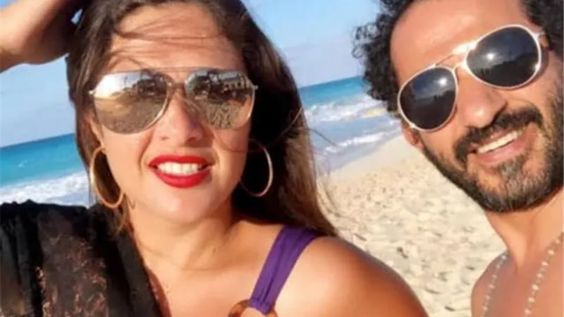 أحمد حلمي :عملية ياسمين عبد العزيز خطيرة ادعوا لها