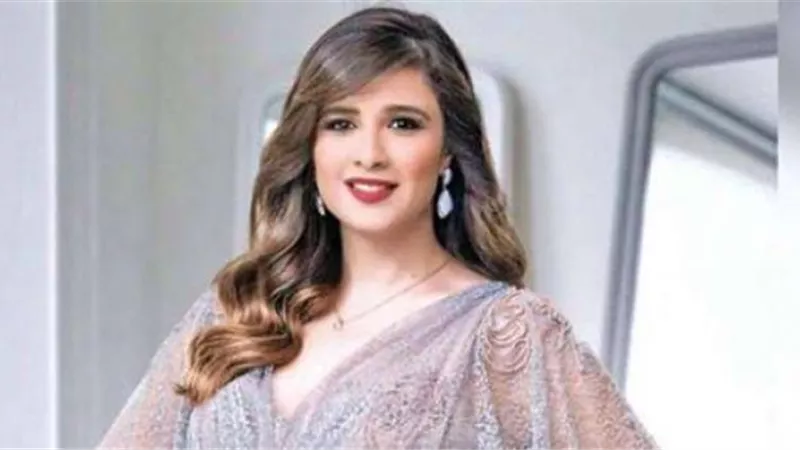 عاجل.. خطأ طبي في عملية ياسمين عبد العزيز يدخلها في غيبوبة تامة
