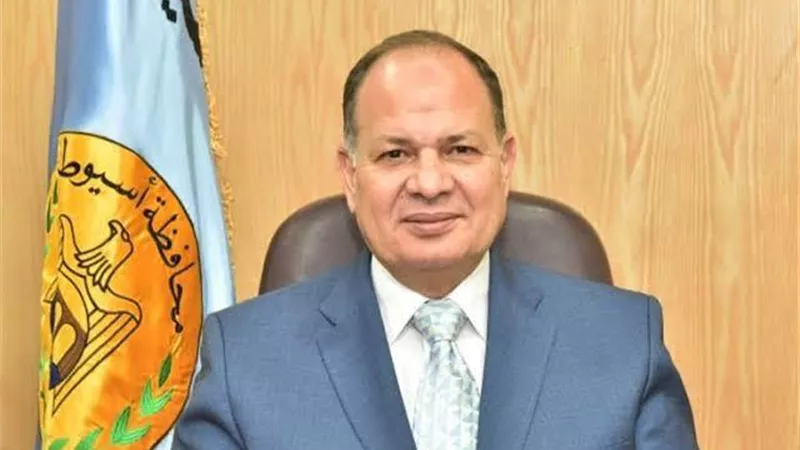 محافظ أسيوط: الانتهاء من تجهيز 4200 مسجدا لصلاة عيد الأضحى على مستوى مراكز المحافظة