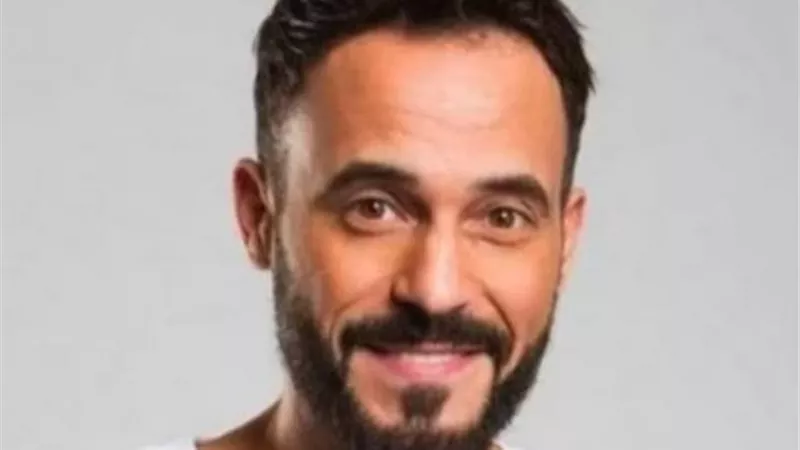 يوسف الشريف يطلب الدعاء لـ ياسمين عبد العزيز